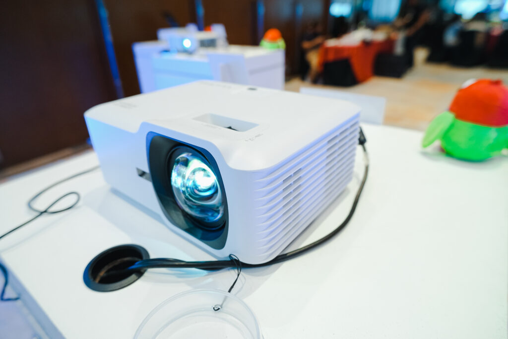 The LS711HD ViewSonic Commercial Projector