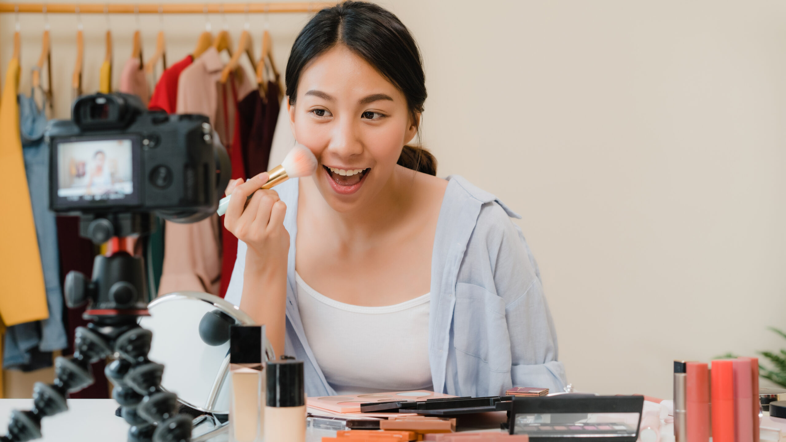 Micro vs. Macro Influencers: Which is Better for Philippine Brands?